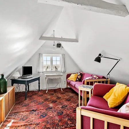 4 Bedroom Gorgeous In