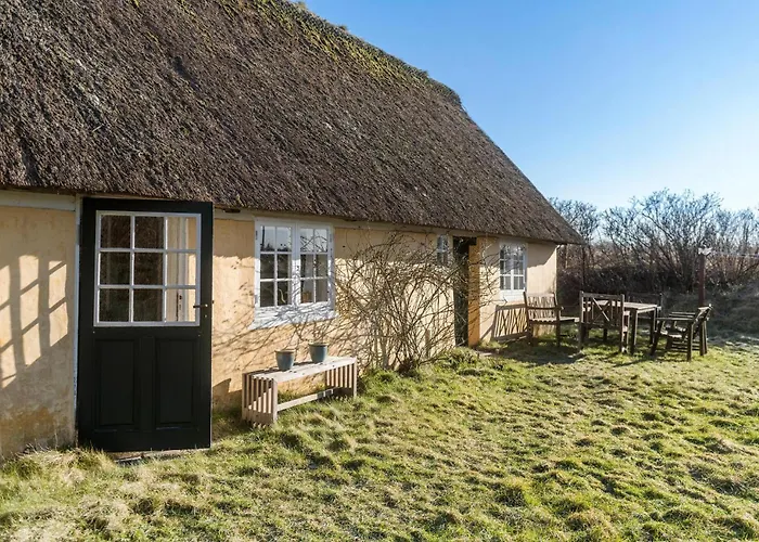 Сasa de vacaciones 4 Bedroom Gorgeous In *